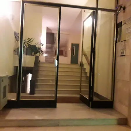 شقة Posh With Garden In Kolonaki أثينا